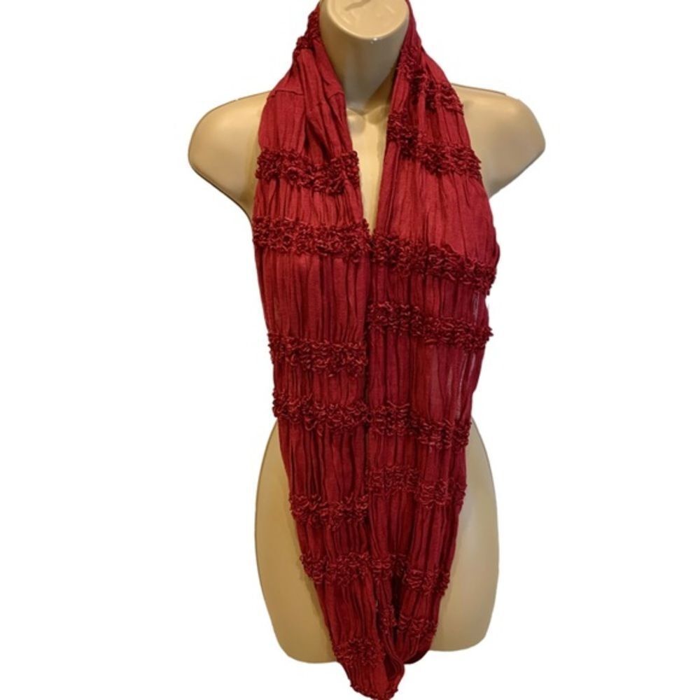 Beautiful Scarlet Winter Scarf‎